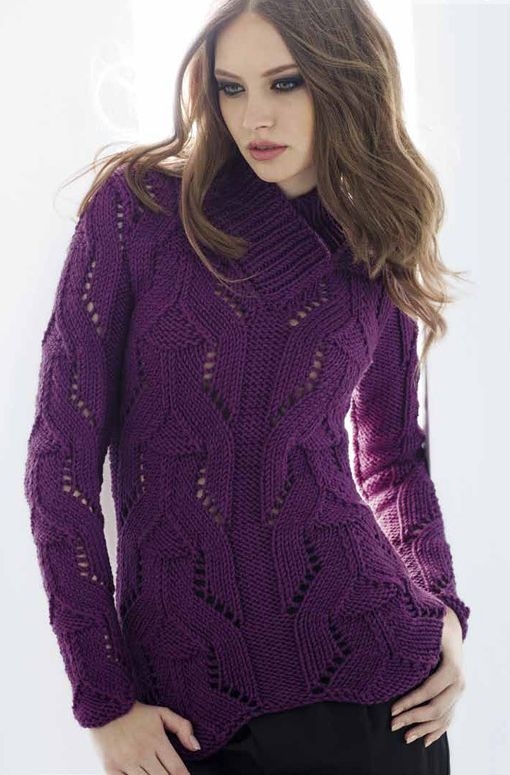 Фиолетовый свитер